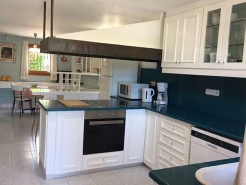 Spacious Villa In Romanya de La Selva With Swimming Pool