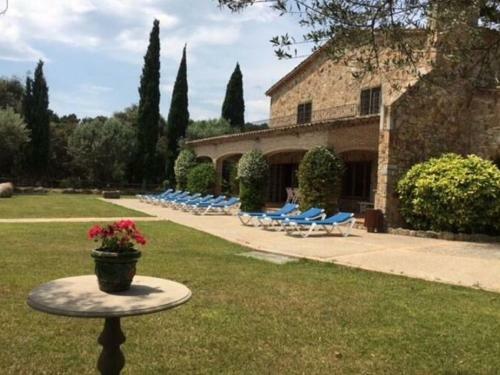 Spacious Villa In Romanya de La Selva With Swimming Pool