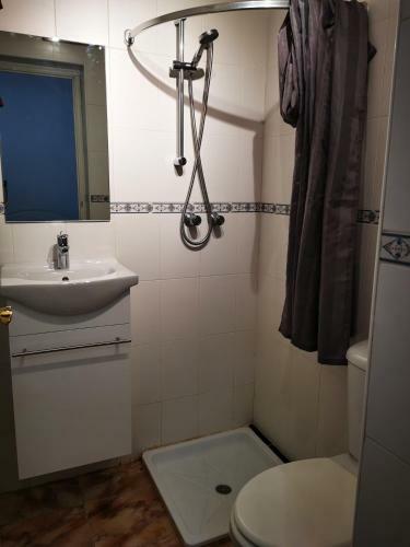 Unifamiliar Con Jard�n, Cerca Del Mar