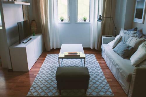 Charming Apartment - Free Parking