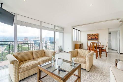 Apartamento Vista Espectacular Zona 10