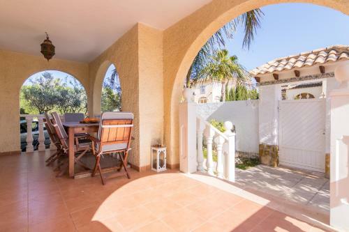Family Villa With Private Pool