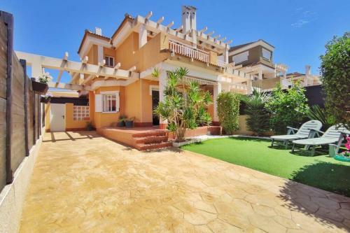 Apartamento Montefaro Spacious Townhouse - Beach & Pool