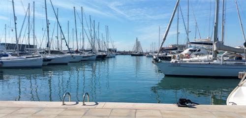 Apartamento Tamarit Beach Holiday House