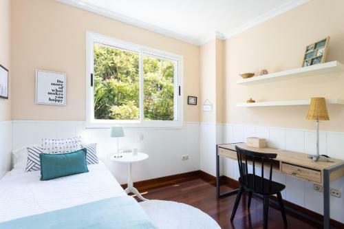 Home2book Stunning Villa Raquel, Pool & View