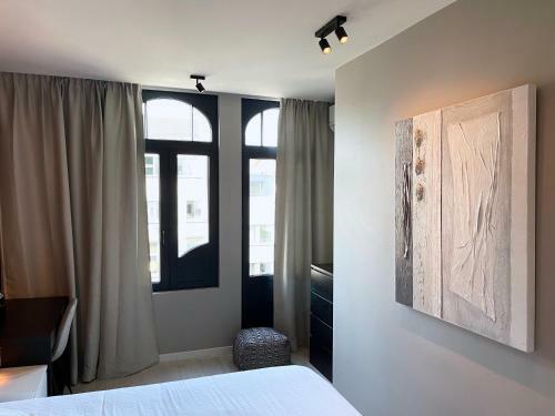 3 Room Luxury Design Apartment