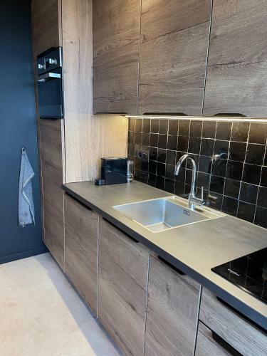 3 Room Luxury Design Apartment