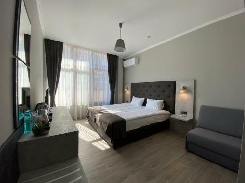 Hostal Comfort Guest Rooms