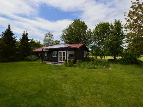 Cozy Holiday Home In Moergestel With Garden