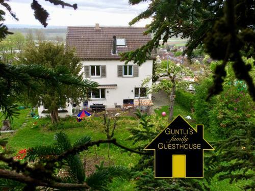 Hostal Guntli?s Family Guesthouse