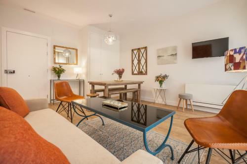 Apartamentos Rg Suites Jardines De Murillo