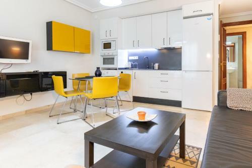Apartamento San Jacinto Triana Deluxe By Valcambre