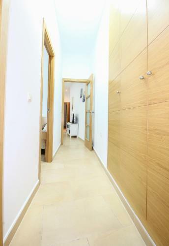 Deluxe Apartment San Julian With Parking
