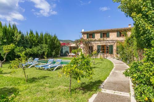 Beautiful Mallorcan Villa With Pool In Soller