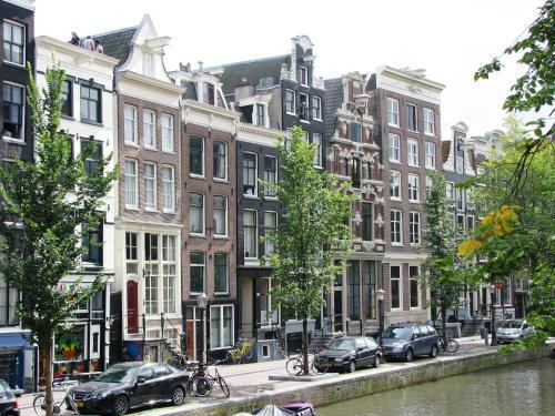 Bed & Breakfast Buitenplaats De Blauwe Meije
