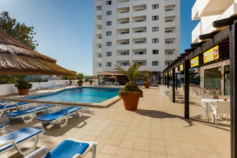 Hotel Apartamentos Turisticos Janelas Do Mar