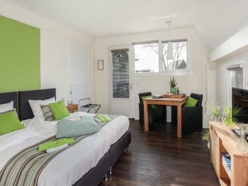 Bed & Breakfast Rheezerstee