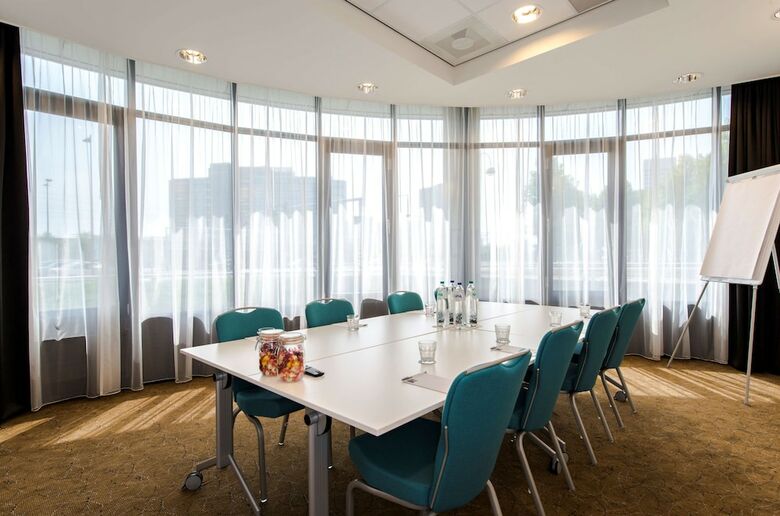 Hotel Hampton By Hilton Amsterdam Airport Schiphol