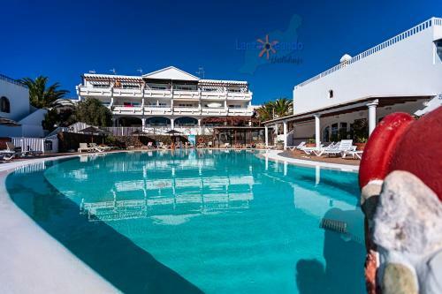 Green Apartment, Bright Apt In Costa Teguise
