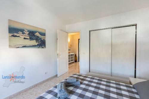 Green Apartment, Bright Apt In Costa Teguise