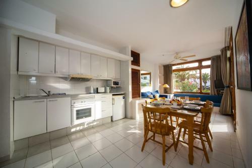 Los Molinos Holidays. 2 Bedrooms Apartment