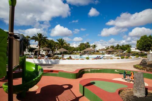 Los Molinos Holidays. 2 Bedrooms Apartment