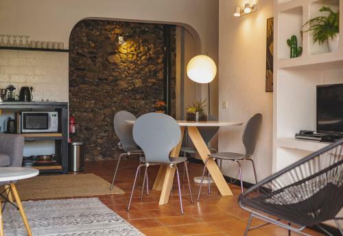 Hostal Finca Malvasia Vineyard