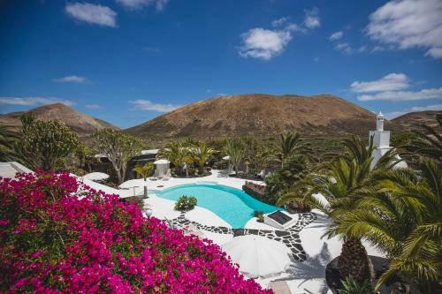 Hostal Finca Malvasia Vineyard