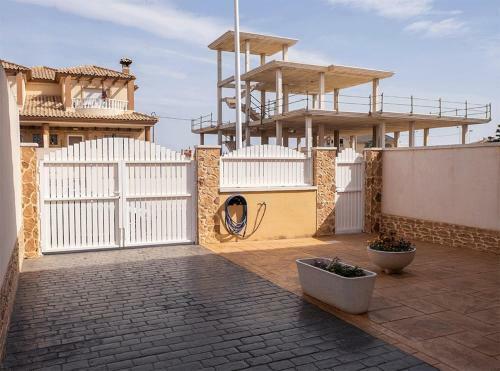 Villa Mountain And Sea Views In Lomas Del Rame