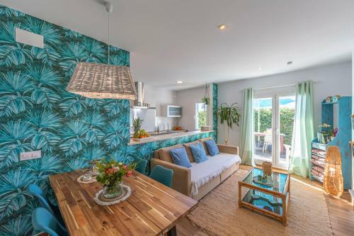 Apartamento Con Jardin Privado - Simplytarifa