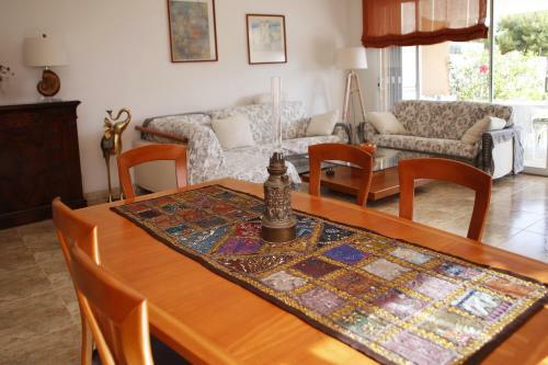 Villa At009 Rebol�