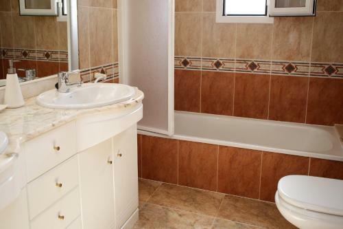 Villa At009 Rebol�