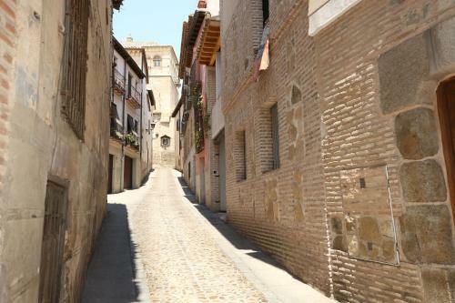 Apartamento La Casa Del Lir�n By Toledo Ap