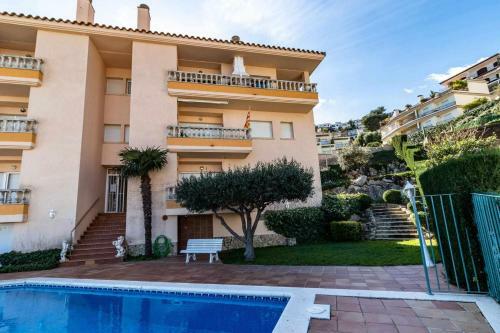 Fener de Dalt 87 Bonito Apartamento Con Terraza Y Barbacoa