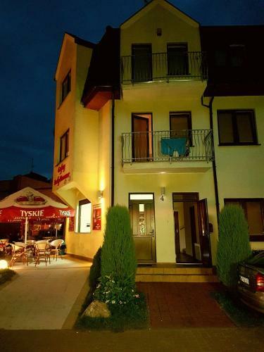 Hostal Pokoje Go?cinne Jantar