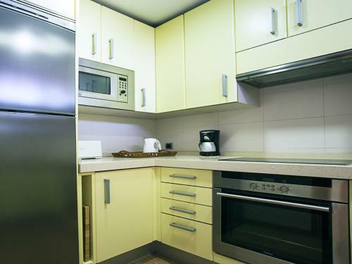 Apartamento Monk� - Amazing Sea Views, Comfortable & Pool O