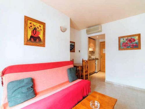 Apartamentos Vicenta Carihuela