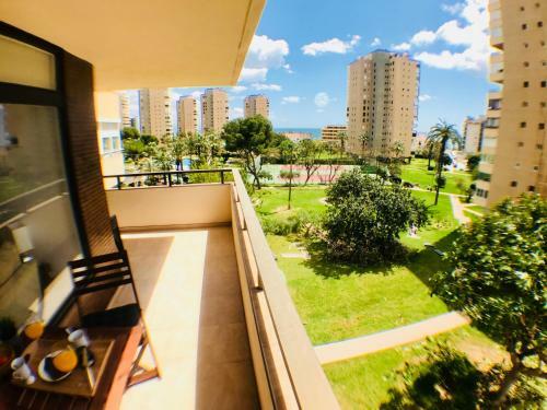 Fully Furnished Luxury Apartment By The Beach.