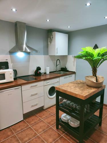 Palm View Luxury Apartment