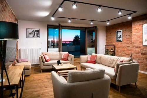 Apartamenty Na??czowskie Wzg�rze