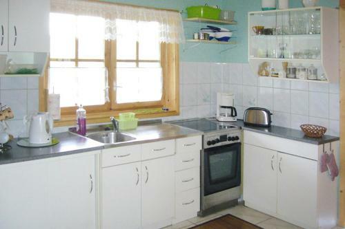 Holiday Home, Niesiolowice