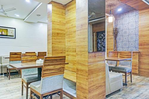 Collection O 81375 Hotel Amruta Deluxe Executive
