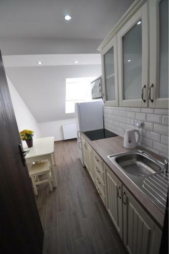 Hostal Apartamenty Sowiog�rskie