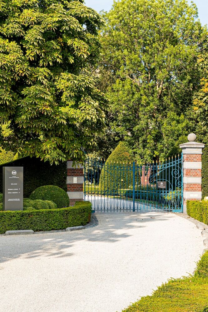 Hotel Hoogenweerth Suites