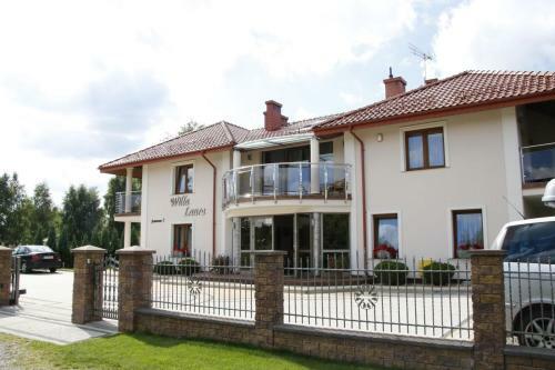 Willa Laura Rowy - Apartamenty Nad Morzem
