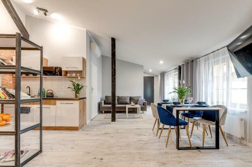 Ko?cielna Loft Apartaments