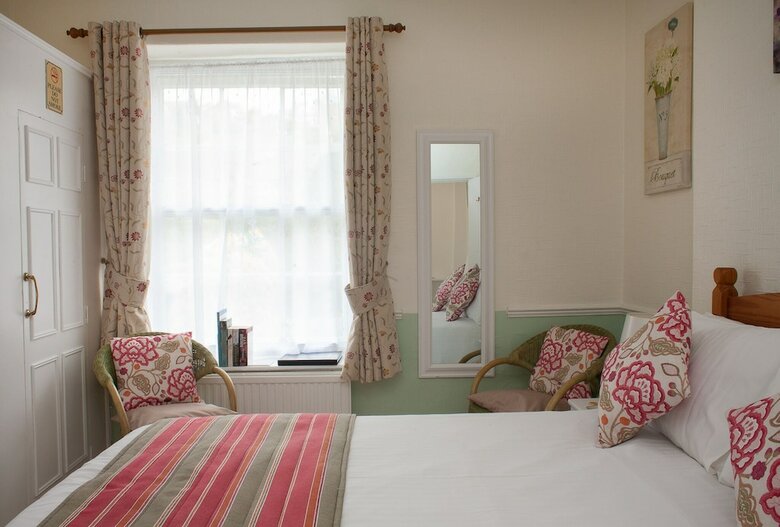 Hostal The Parks Guest House