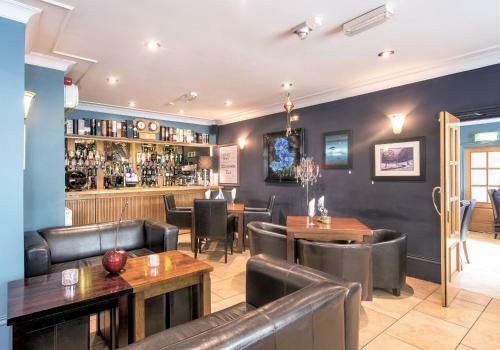 Dovedale Hotel And Restaurant