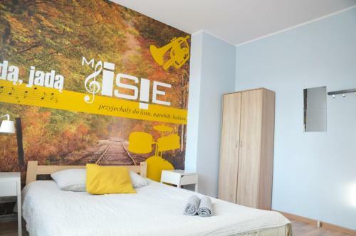 Economic Color Apartment