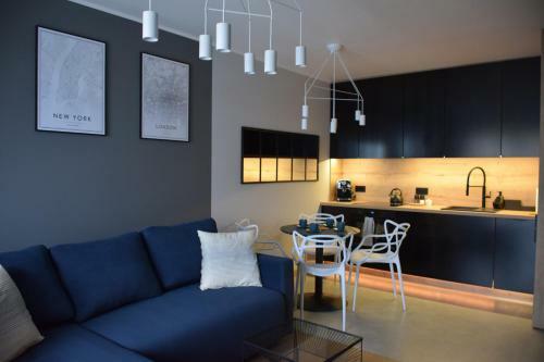 Uroczy Apartament Z Widokiem I Darmowym Parkingiem